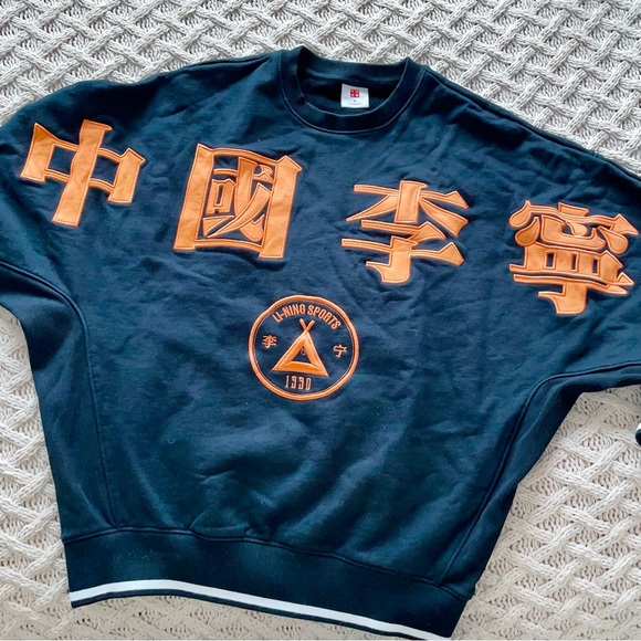 Perfectly Oversized Crewneck Pullover - Picture 5 of 5